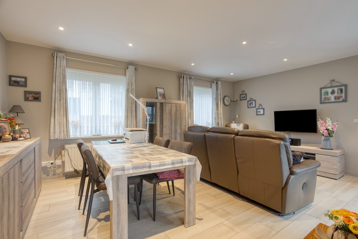 Zeer ruime villa van ca. 475m² - 6 kamers - 3 badkamers (mogelijks kangoeroewoning) nabij centrum Overijse - foto 5