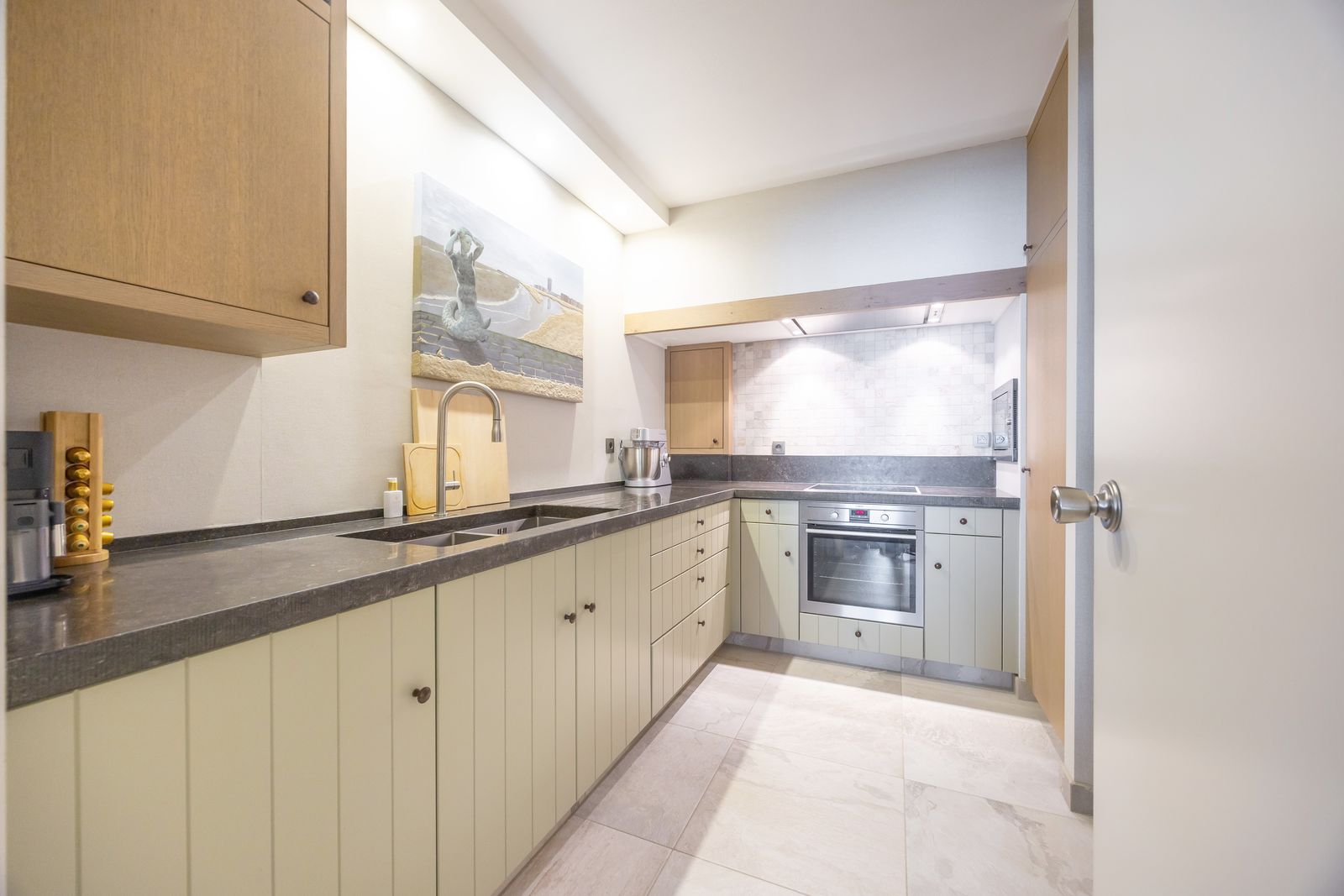 Stijlvol en ruim appartement met 1 slpk pal aan het strand - photo 5