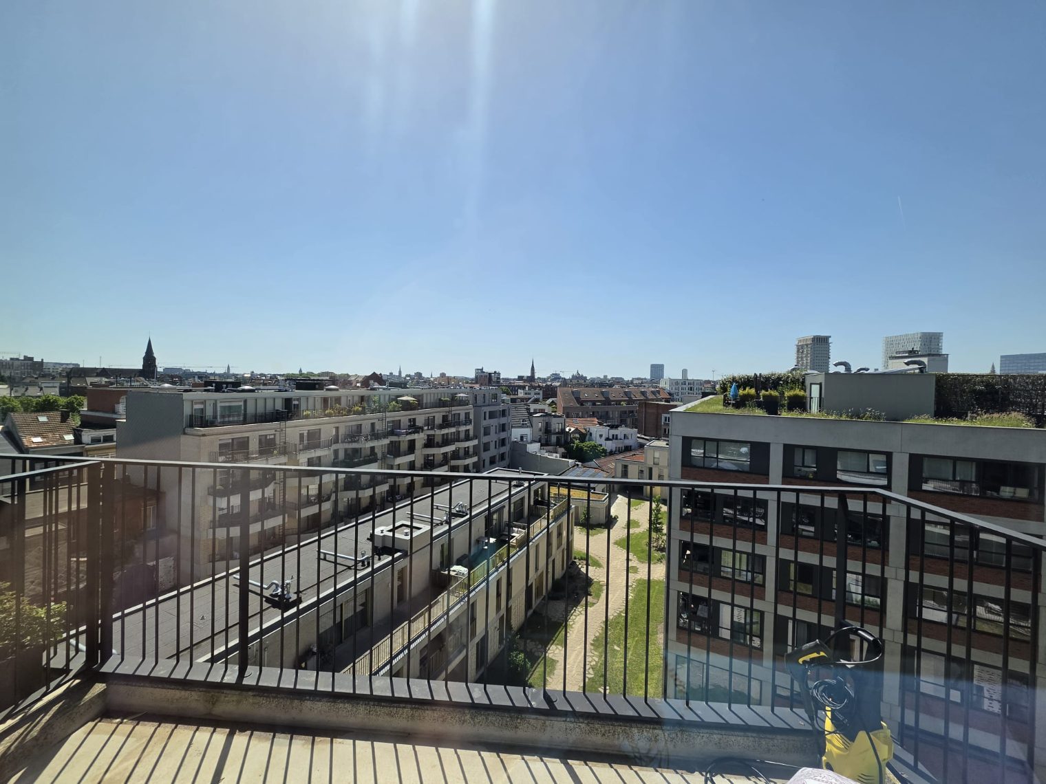 Appartement te koop in Antwerpen met 3 slaapkamers - foto 2