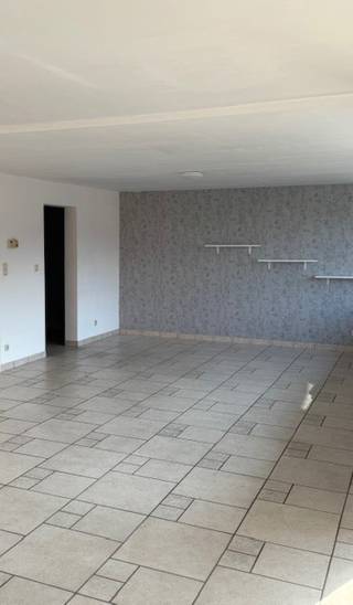 📍 Adres: Grote Baan 72 bus 1, Houthalen💶 Huurprijs: 950 euro/maand📏 Oppervlakte: 129 m2Dit ruime en lichtrijke appartement ligt op een centrale...