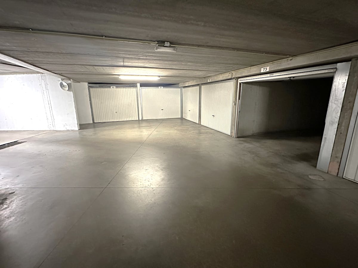 Easily accessible garage in the center of Koksijde-Bad - photo 3