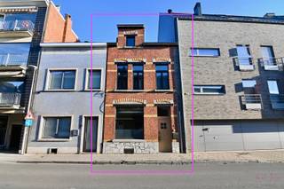 Deze gezellige en instapklare stadswoning is gelegen in het hartje van Sint-Truiden, op wandelafstand van alle voorzieningen zoals...