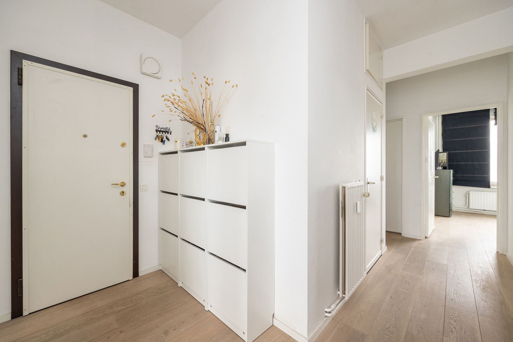 Lichtrijk Hoekappartement met 4 slpks , instapklaar - foto 4