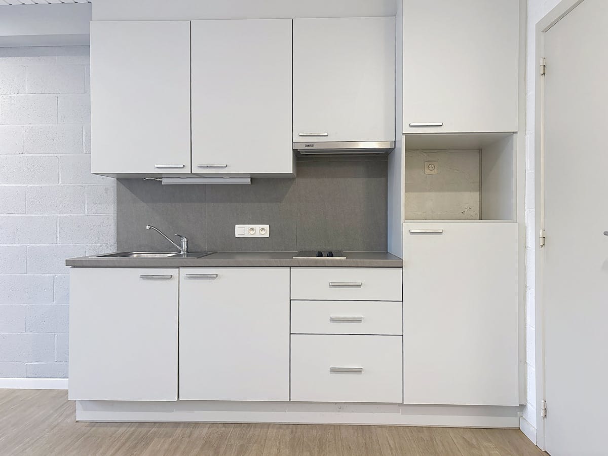 Appartement d'une chambre dans le centre de Roeselare. - photo 2