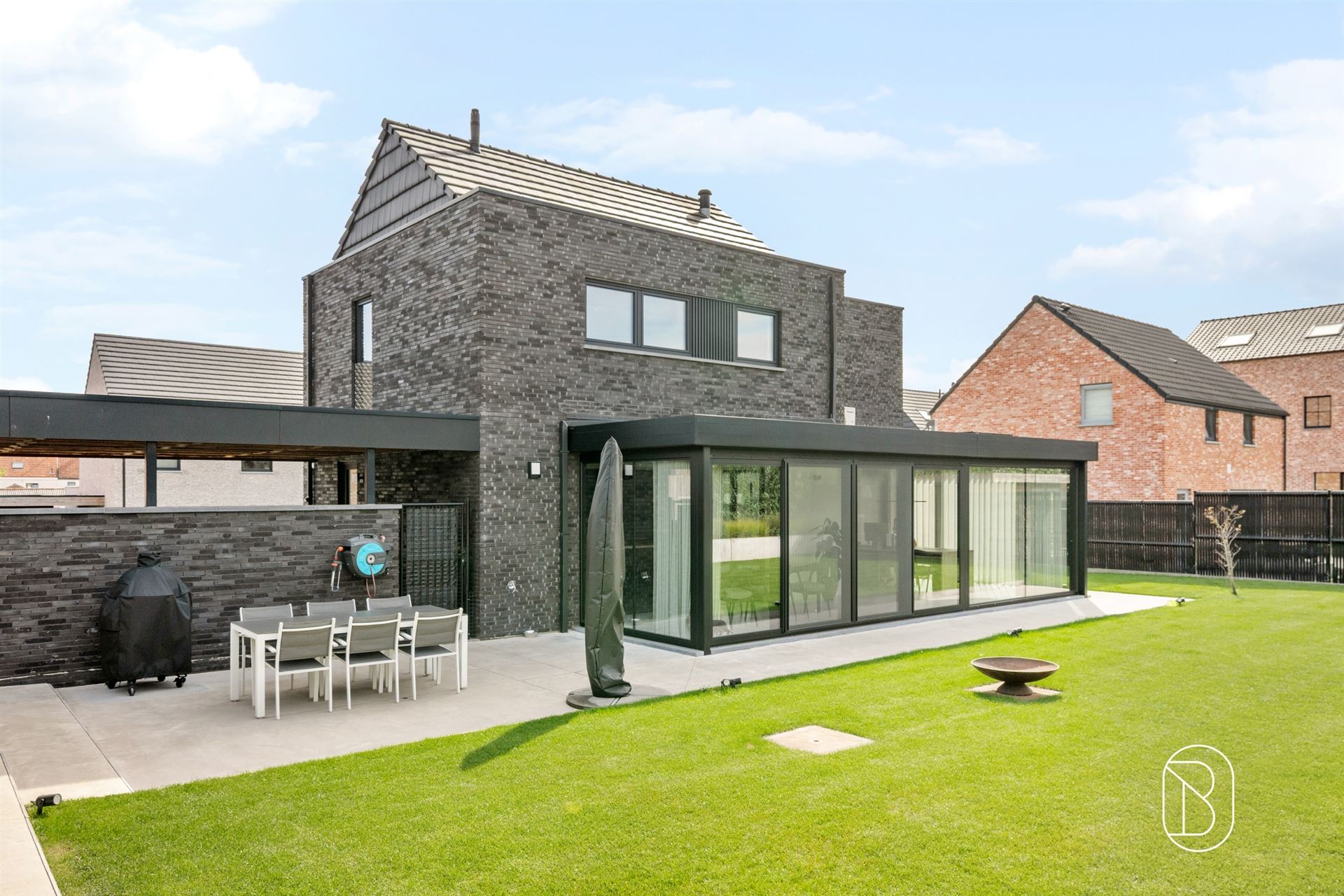 Topgelegen recente moderne woning - foto 5
