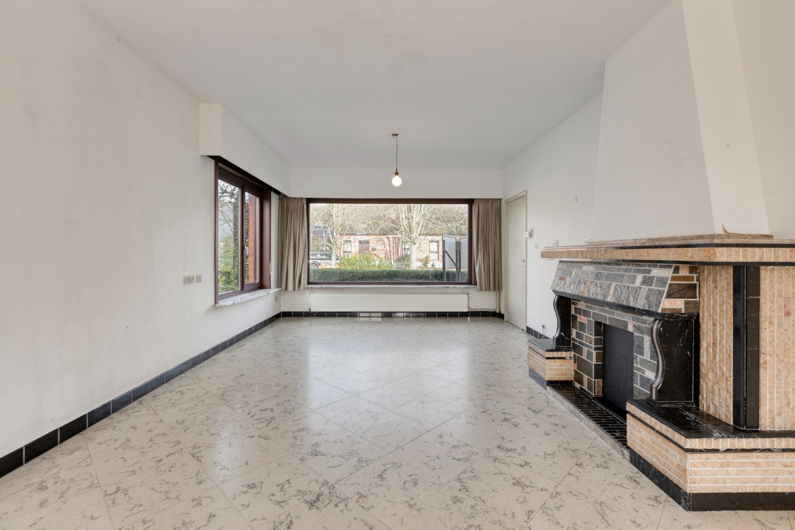 Gunstig gelegen woning met oa 3 slpks op een mooi perceel van 742 m². - foto 5