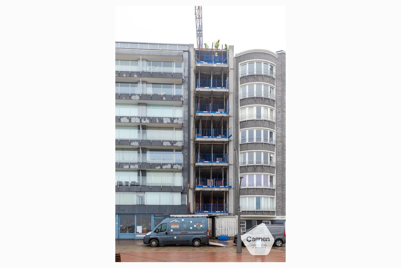 Exclusief nieuwbouwappartement op de Zeedijk van Oostduinkerke! - foto 1