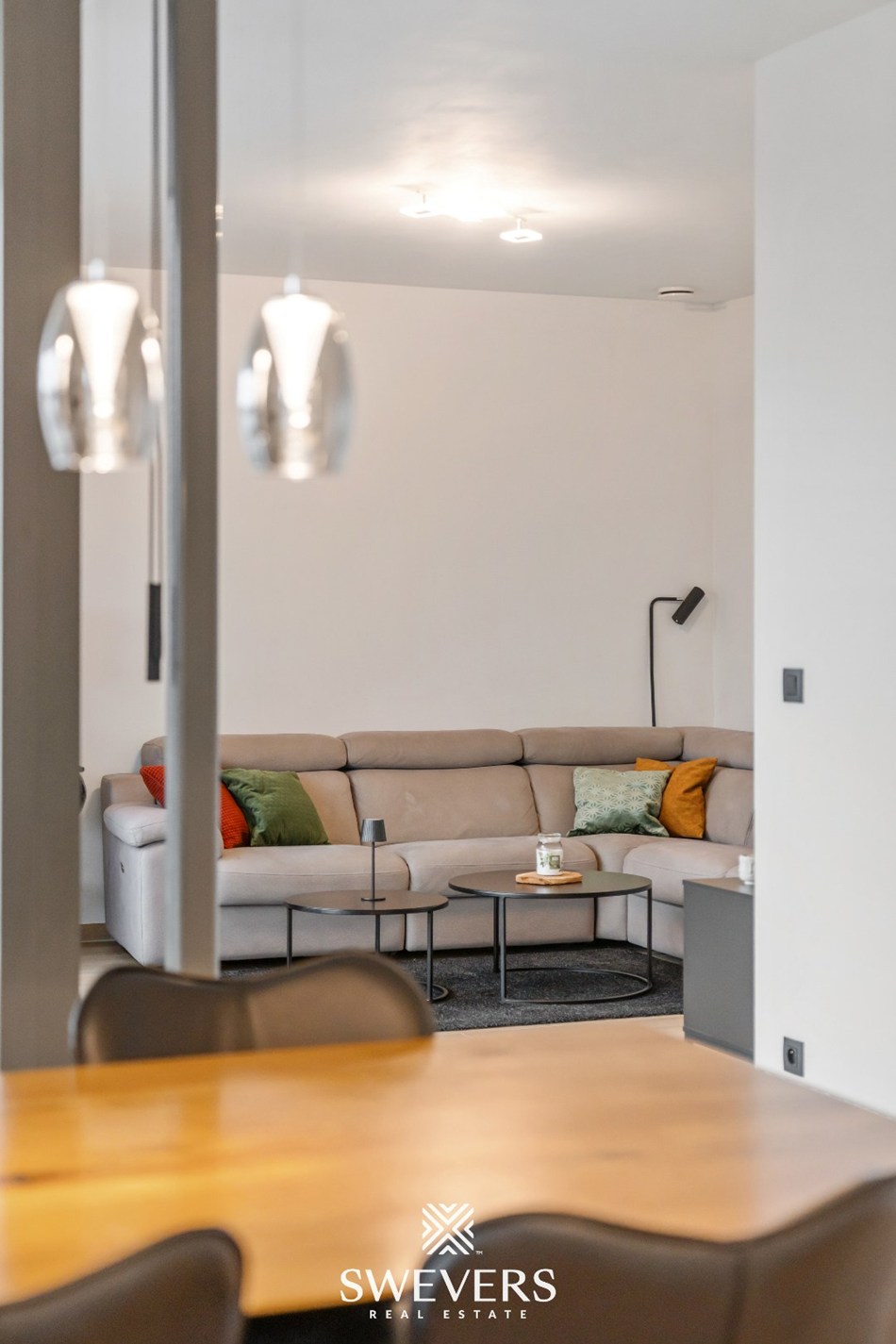 Trendy woning met 2 slpk, 2 bergingen en leuk terras (O) vlakbij centrum Zonhoven - foto 4