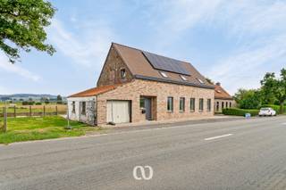 Plan zelf via onze site uw bezoek tijdens het eerstvolgende BEZOEKMOMENT op vrijdag 18/7.Ben je op zoek naar een gerenoveerde woning op unieke...