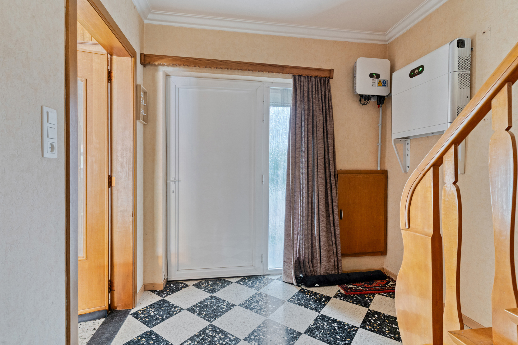 Ruime gezinswoning met 3 slaapkamers - foto 2
