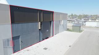 Nieuwe KMO-unit met een oppervlakte van 212 m². De nieuwe KMO-ontwikkeling 'THEA' bestaat uit 22 casco KMO-units met oppervlaktes tussen 180 m² en...