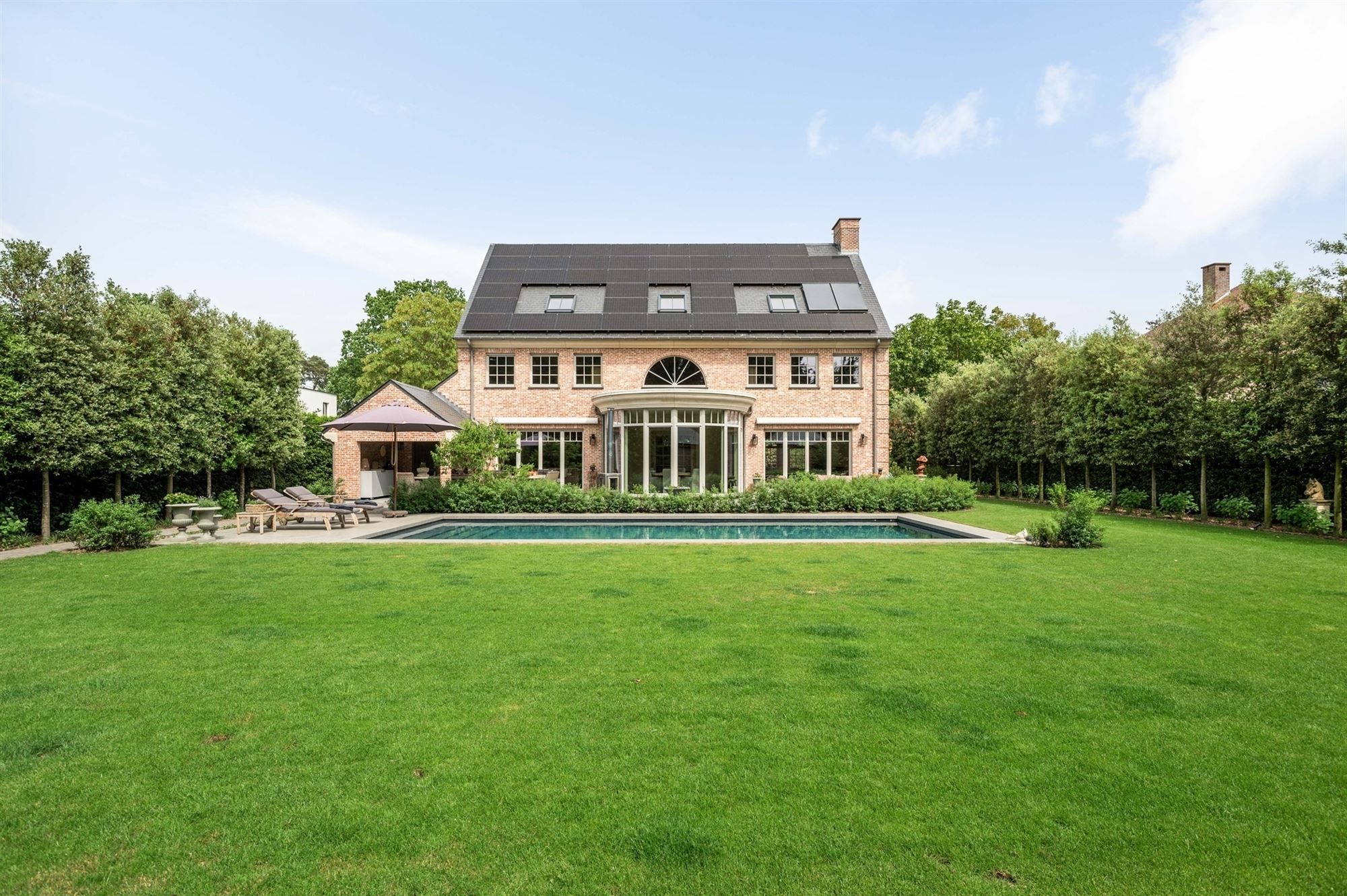 Volledig gerenoveerde villa met zwembad en bijgebouw - foto 5