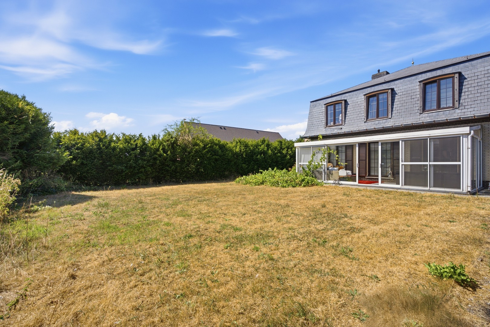 Ruime villa met 4 slaapkamers, prachtige tuin, garage - foto 5