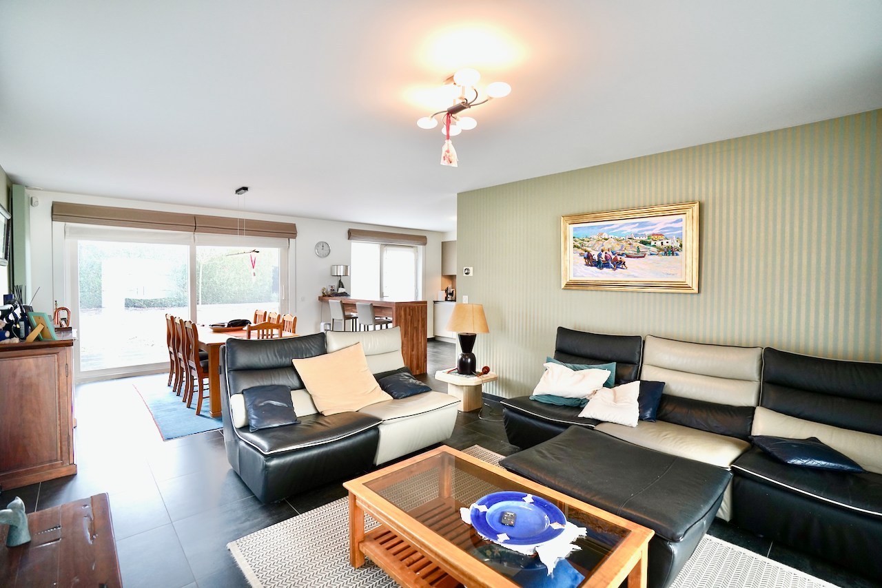 Instapklare halfopen bebouwing in rustige, kindvriendelijke woonwijk ! - foto 4