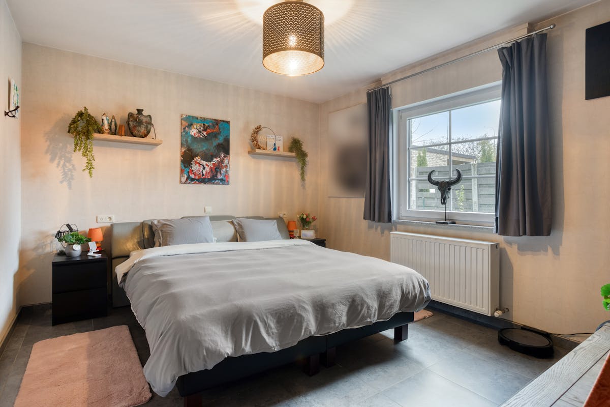 Spacieuse villa de 4 chambres avec garage double sur 1 034 m². - photo 4