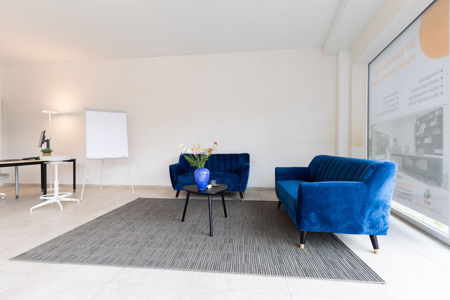 Instapklaar handelspand met vitrine op hoeklocatie – ideaal voor praktijk, kantoor, winkelruimte of investering (55 m²) - foto 4