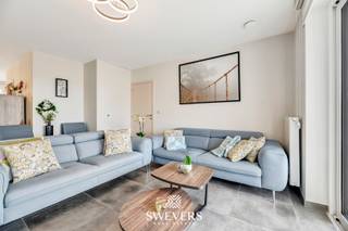 Voor meer info en foto’s, surf naar www.swevers.be – Dit instapklare appartement in Heppen biedt modern wooncomfort op een centrale locatie. Met...