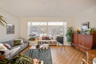 Licht, ruimte en een roze knipoog vlakbij Te BoelaerparkWelkom in deze warme buurt - en nee, dat zeggen we niet alleen omdat ons kantoor hier om de...