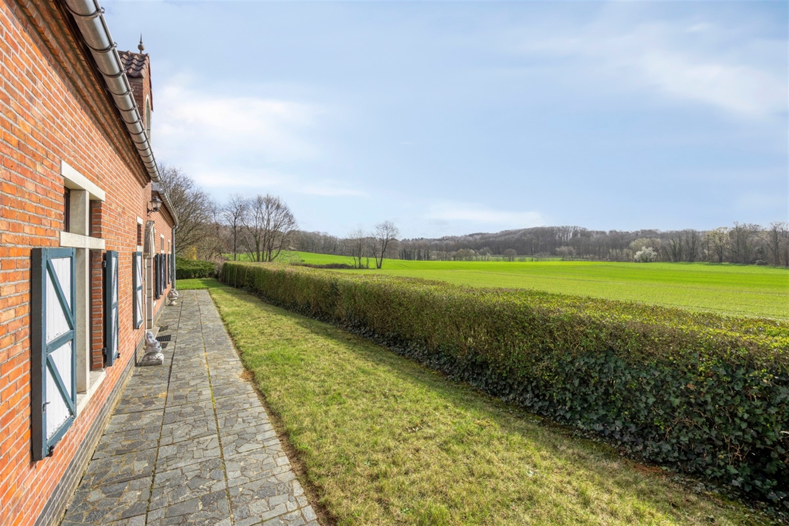 Te renoveren woning met unieke vergezichten - foto 4