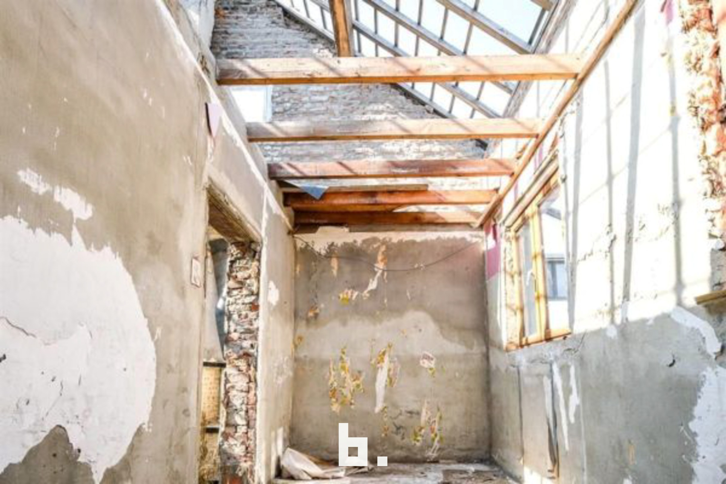 Volledig te renoveren woning met tuin en garage op mooie ligging te Zoutleeuw - foto 5