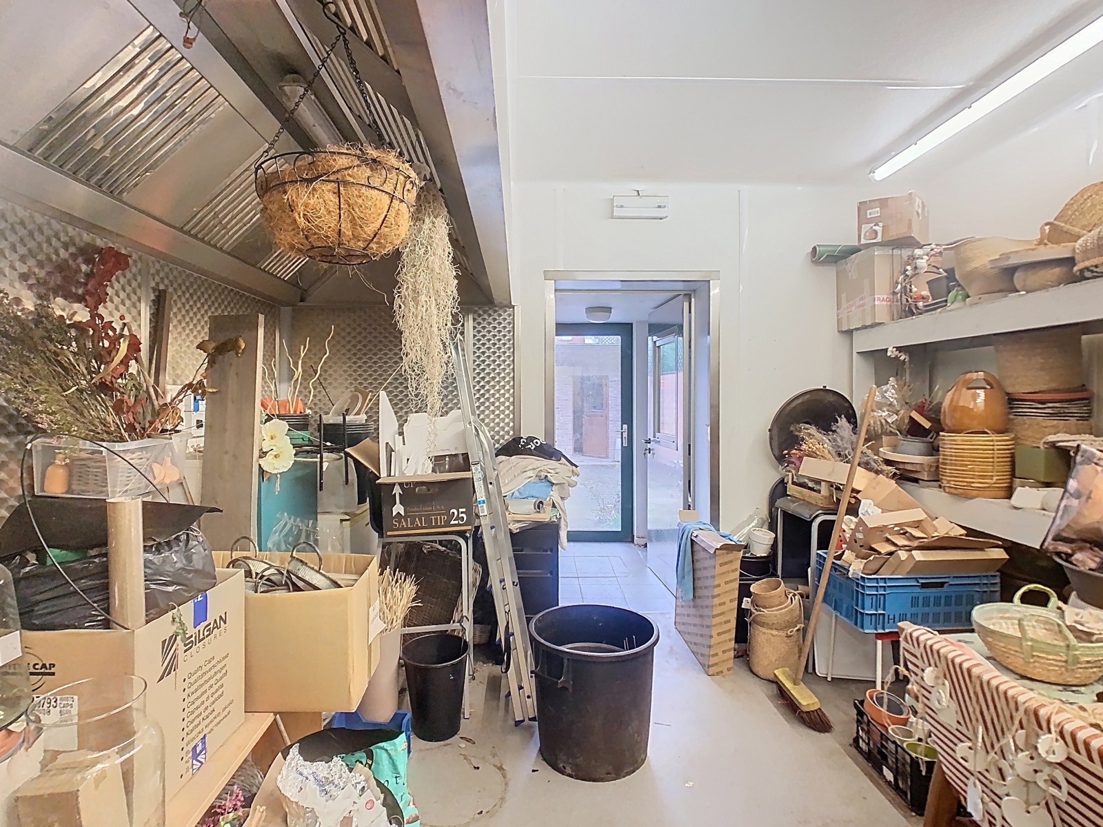 Handelspand met tal van mogelijkheden in centrum Lier. - photo 3