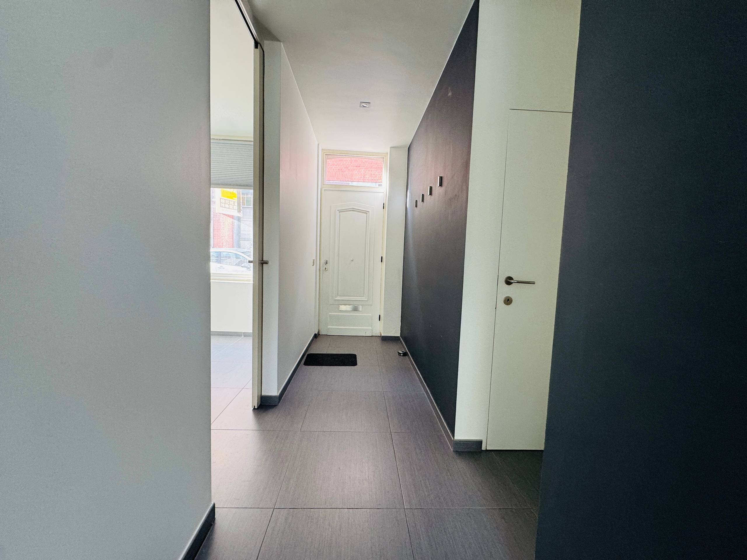 Wervik - Ruime woning met 4 slaapkamers en garage - foto 2
