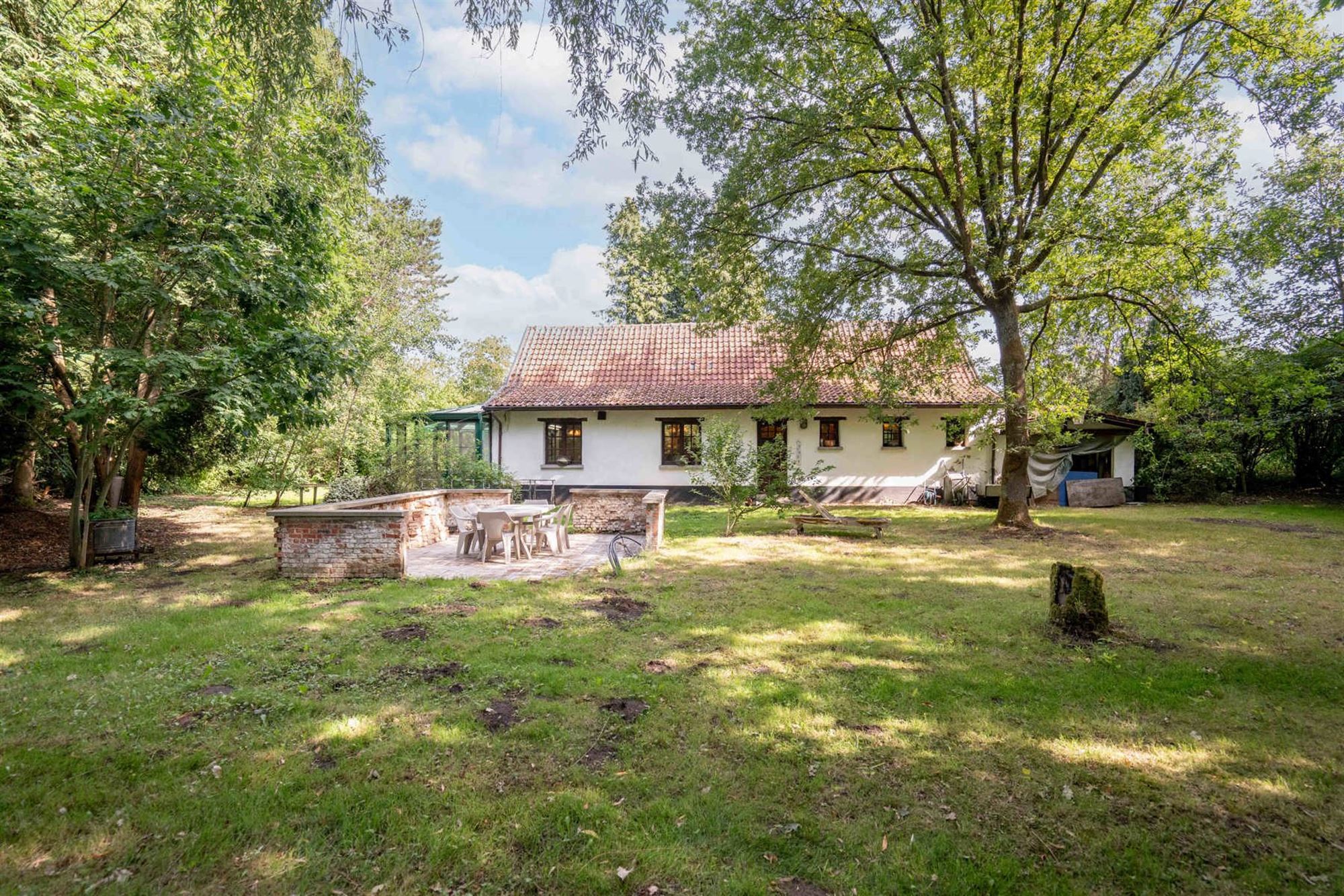 Unieke hoeve op domein van 1,5 ha – pure rust en natuurbeleving in het groen - foto 2