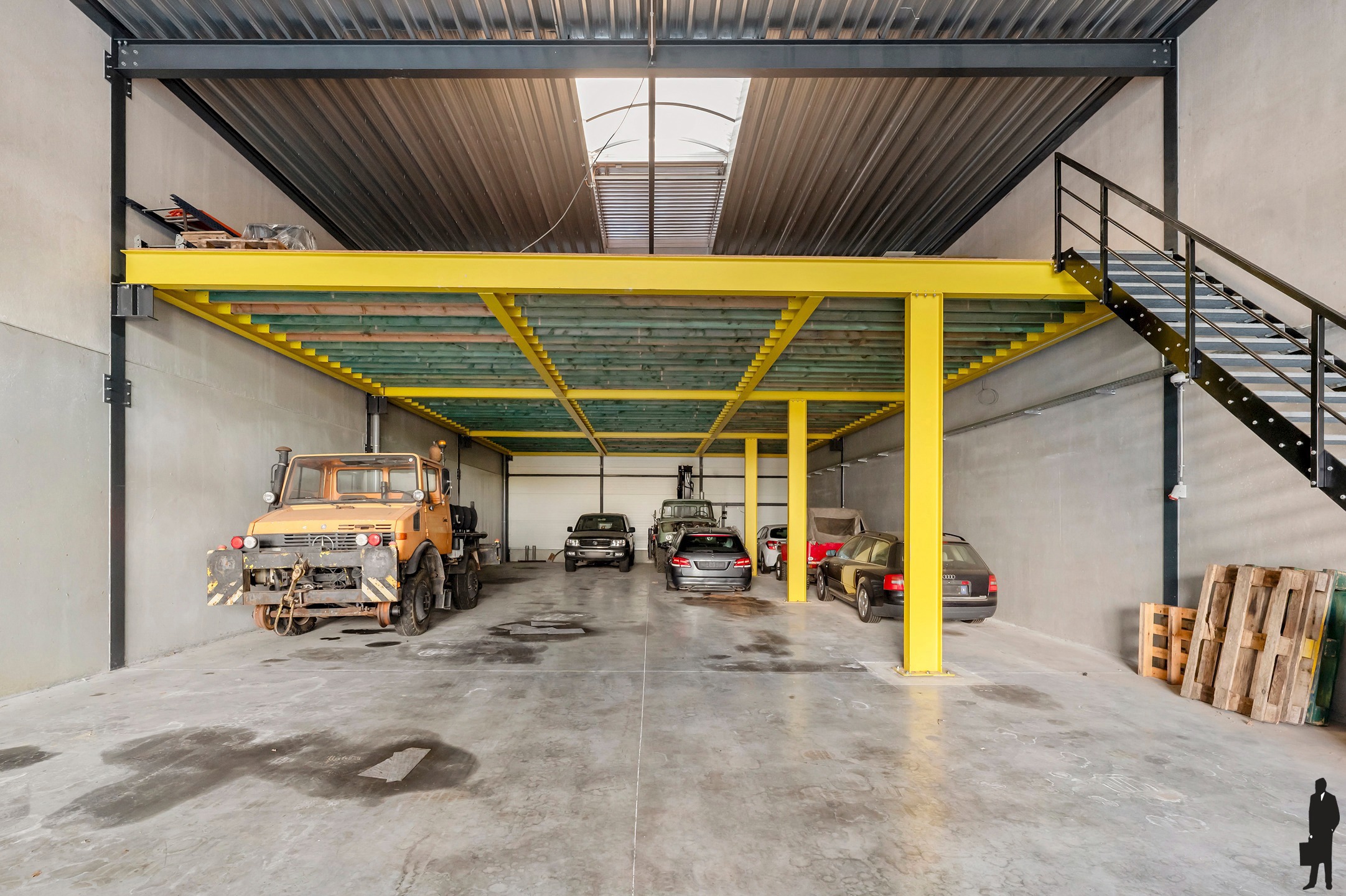 Recente KMO-unit met mezzanine gelegen te Mallekot Lier. - foto 5