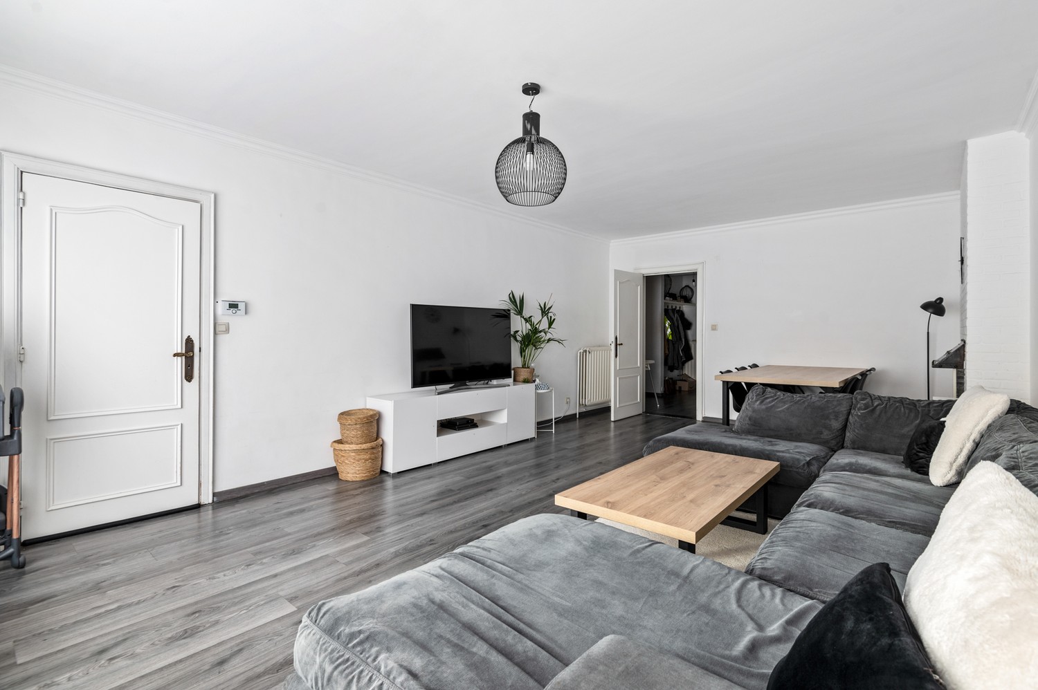 Instapklaar appartement op de 1ste verdieping met 2 slaapkamers en berging te Mortsel! - foto 4