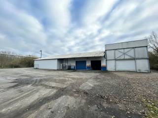 Commercial à louer à Lede