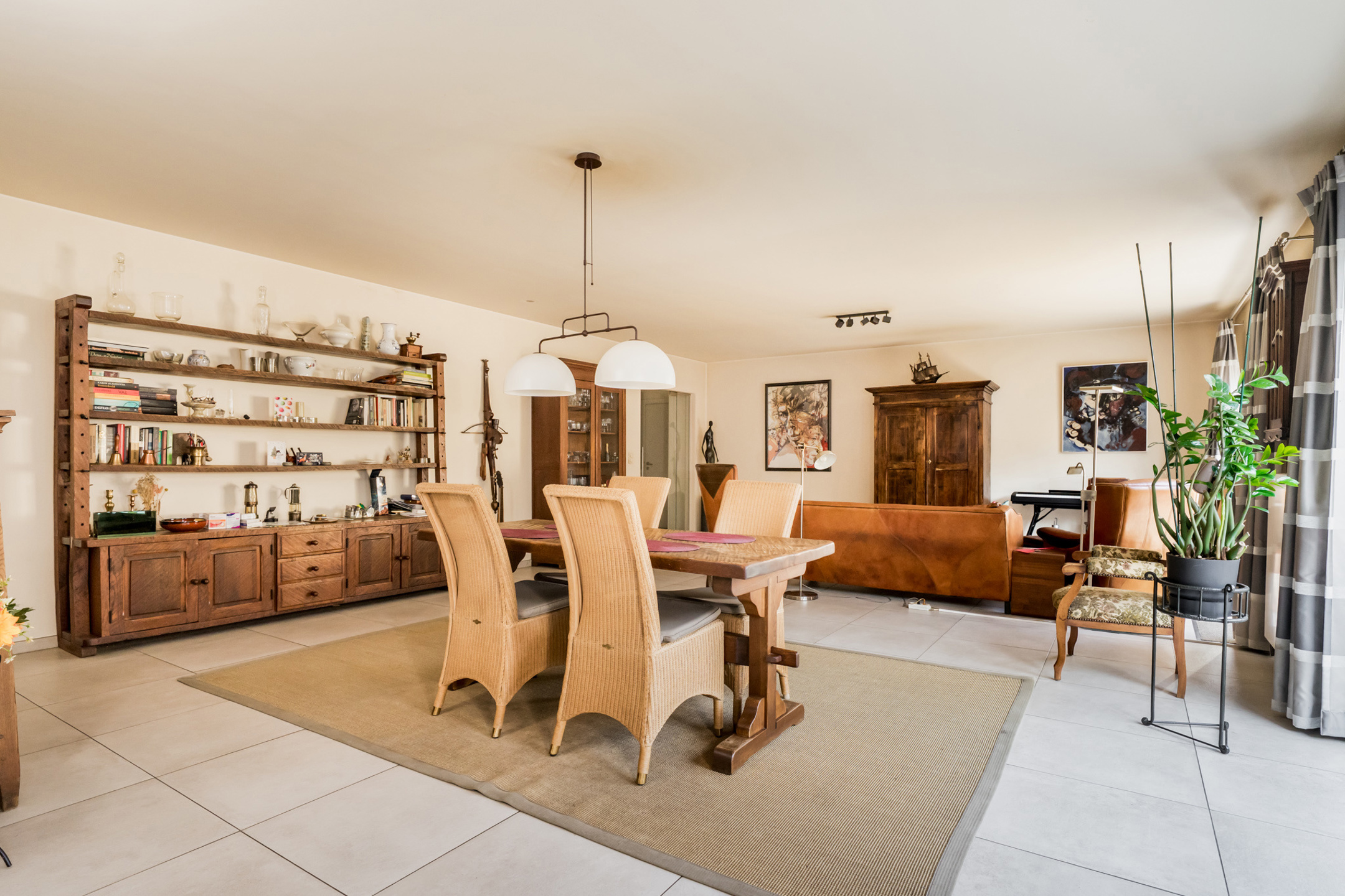 prachtig gelijkvloersappartement met ruime tuin - foto 2