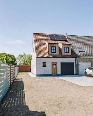 MEERDONK - Op zoek naar een landelijke nieuwbouwwoning met hoogwaardige afwerking op ruim perceel? Dan is deze prachtige opportuniteit iets voor...
