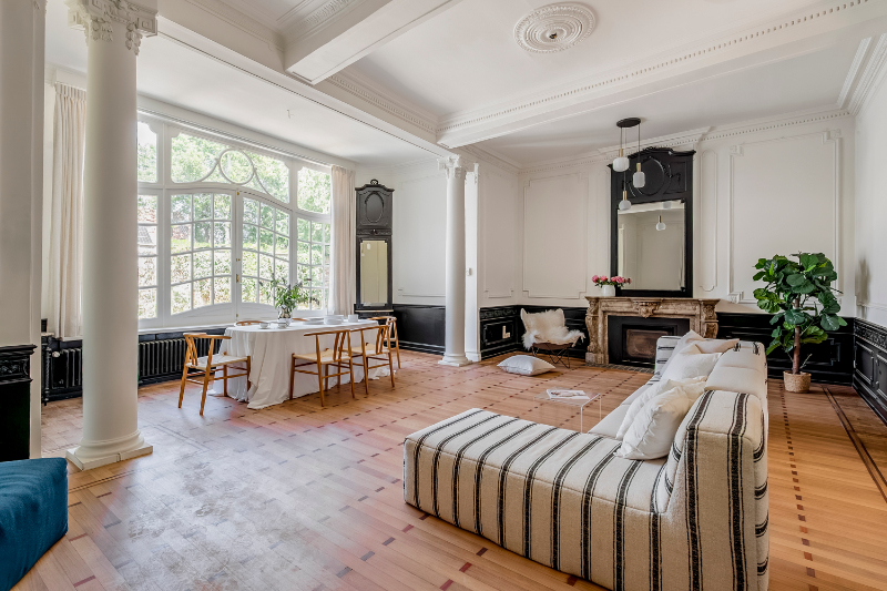 Exclusief gerenoveerd landhuis met authentieke kasteelallures op ca. 1.000 m² – een verborgen parel in het hart van de stad - foto 4