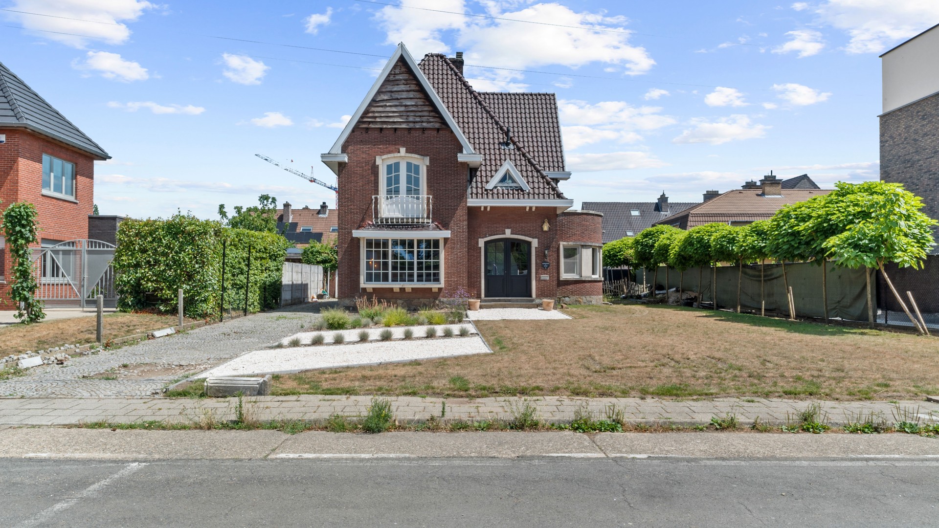 Gerenoveerde karakterwoning nabij het centrum van Houthalen - foto 2