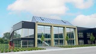 Fantastisch gelegen magazijn van 786 m² met 471 m² kantoren te huur op amper 1,6 km van de op- en afrit 24 'Turnhout-Centrum' van de E34.De loods met...