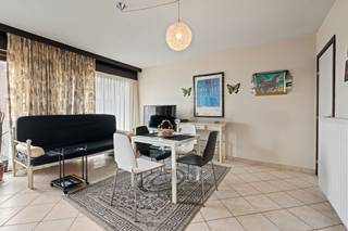 Blankenberge: Studio met zonneterras te koop nabij zee!In een rustige buurt nabij zee vinden we deze aangename studio met zuidgericht terras te koop...