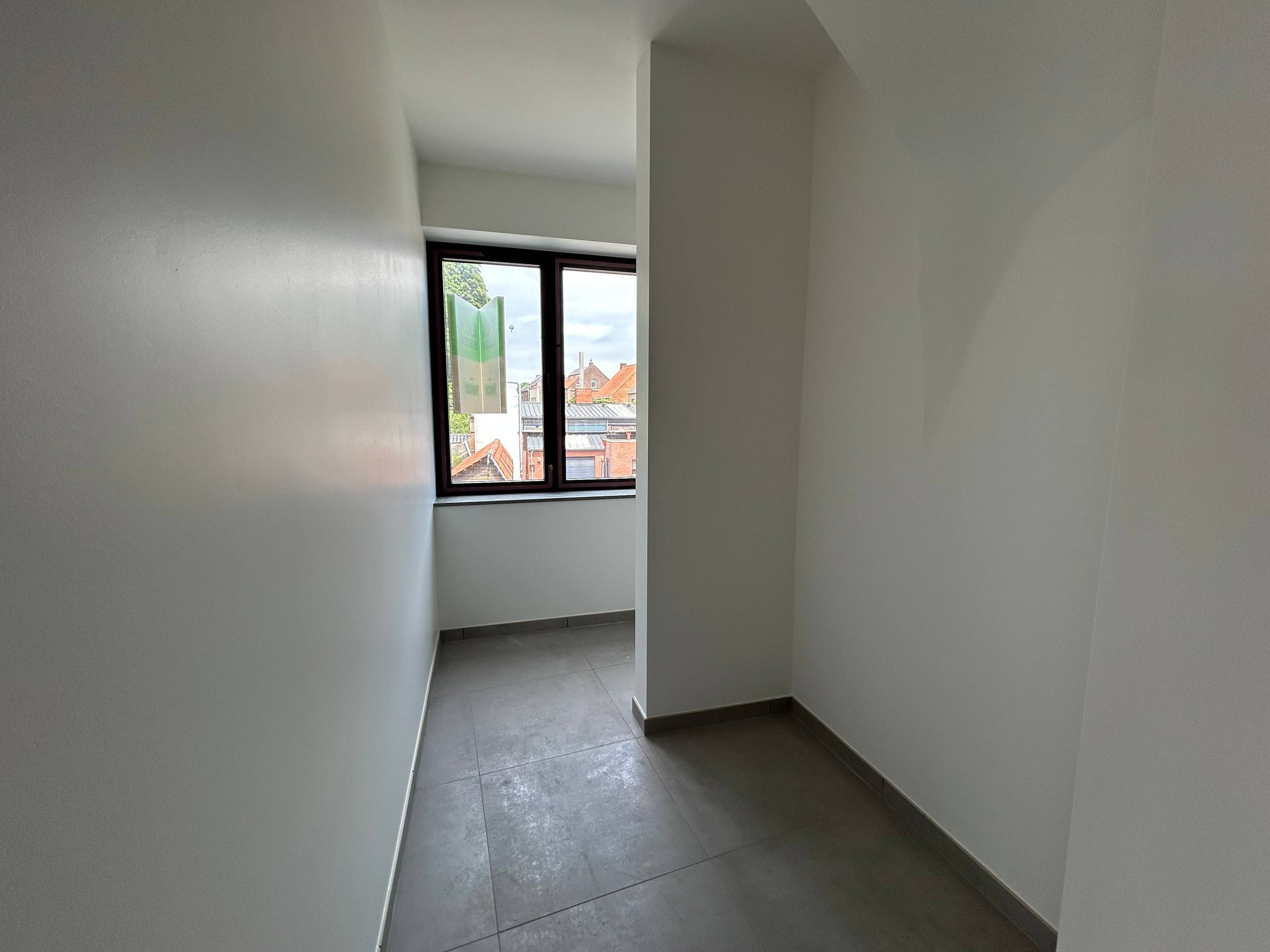 Ruime bel-etagewoning te huur met 2 slaapkamers te Handzame (Kortemark) - foto 5