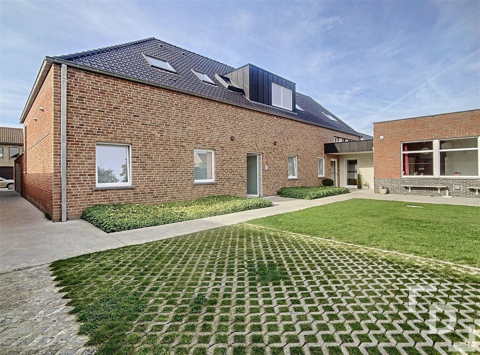 Rolstoelvriendelijk appartement in Westvleteren met parkeerplaats en tuin - foto 2