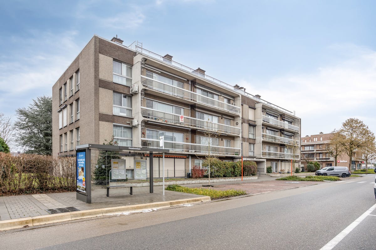 Gerenoveerd 3 Slaapkamer appartement in Banneuxwijk - foto 1