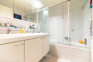 1000 Brussels ( Philippe Le bon 24 - 0.3) - Located in the heart of the European quarter, a stone's throw from the European institutions...