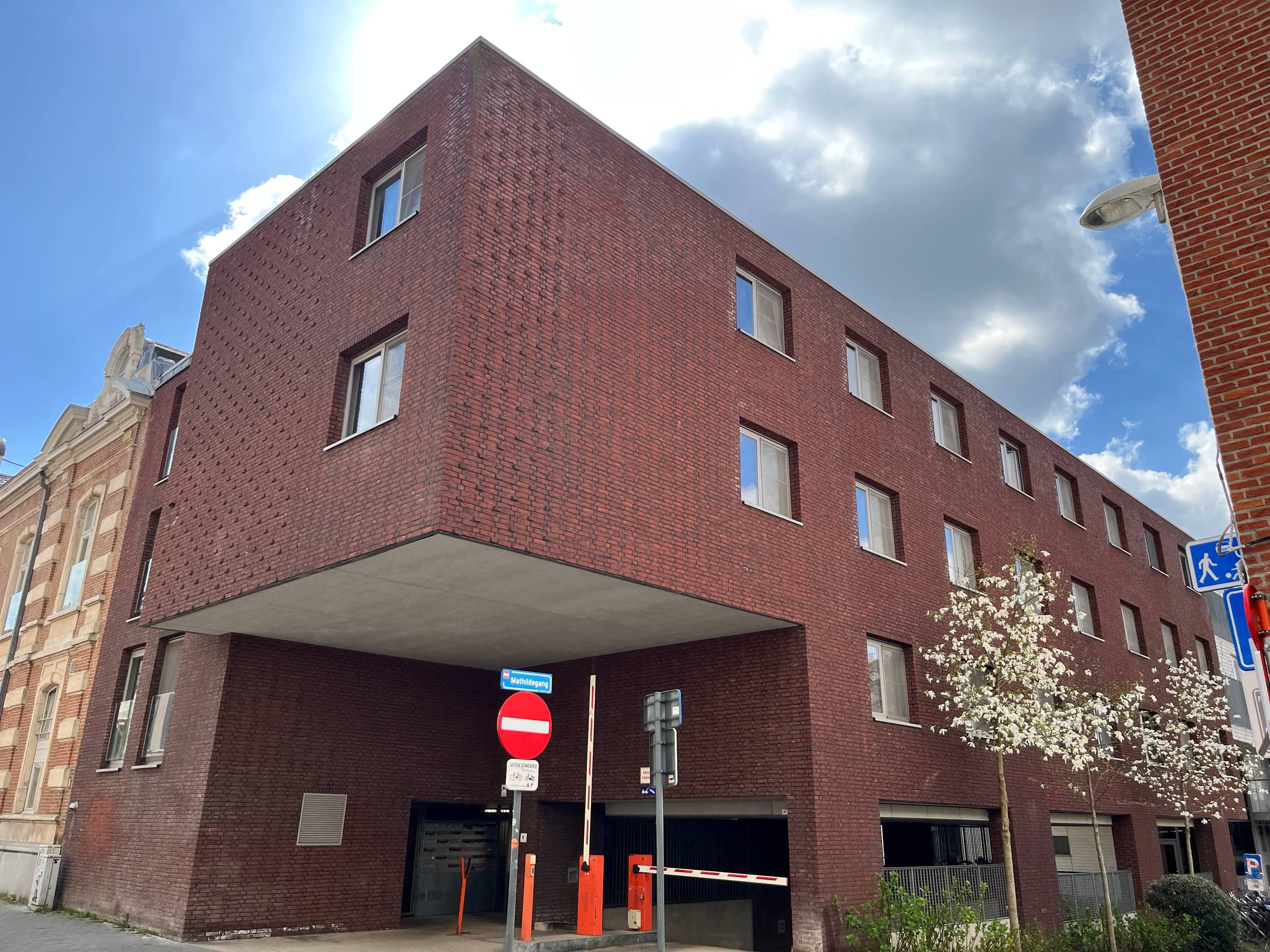 Ruime ondergrondse parkeerplaats te koop in hartje Leuven – Residentie Cartijenveld - photo 2