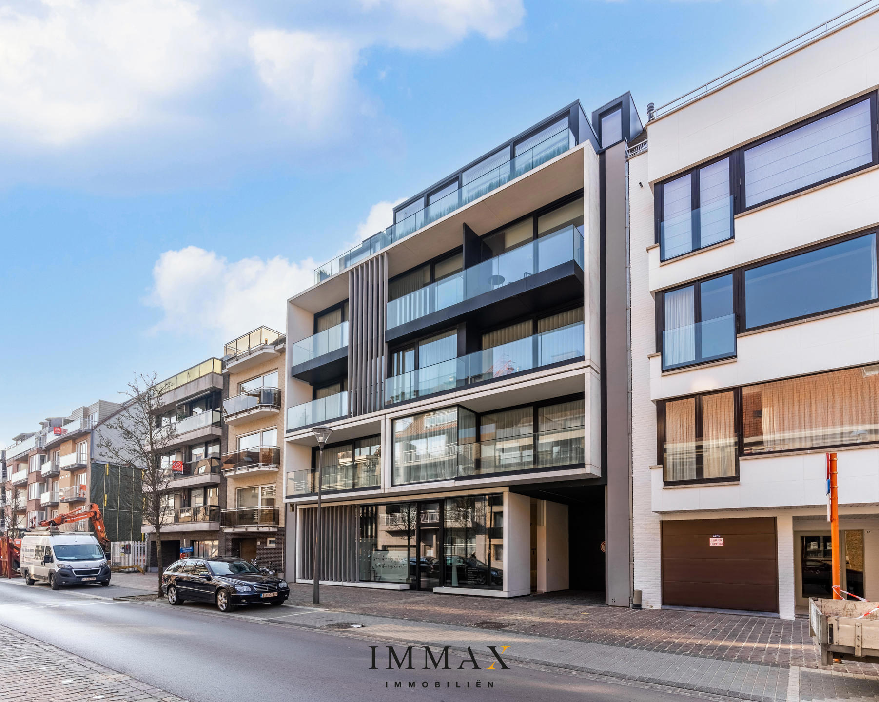 Exclusieve penthouse met 4-SLK in prestigieuze residentie nabij het Zegemeer en het centrum - foto 1