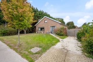 MERELBEKE : Vous recherchez une maison familiale avec un grand jardin ?Alors cette maison est idéale pour vous, car vous pouvez la rénover à un taux...