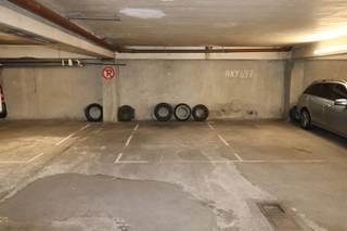 À deux pas de la gare centrale et de l'Astridplein, entre Keyserlei et De Coninckplein, se trouve la célèbre Van Arteveldestraat.C'est là que nous...