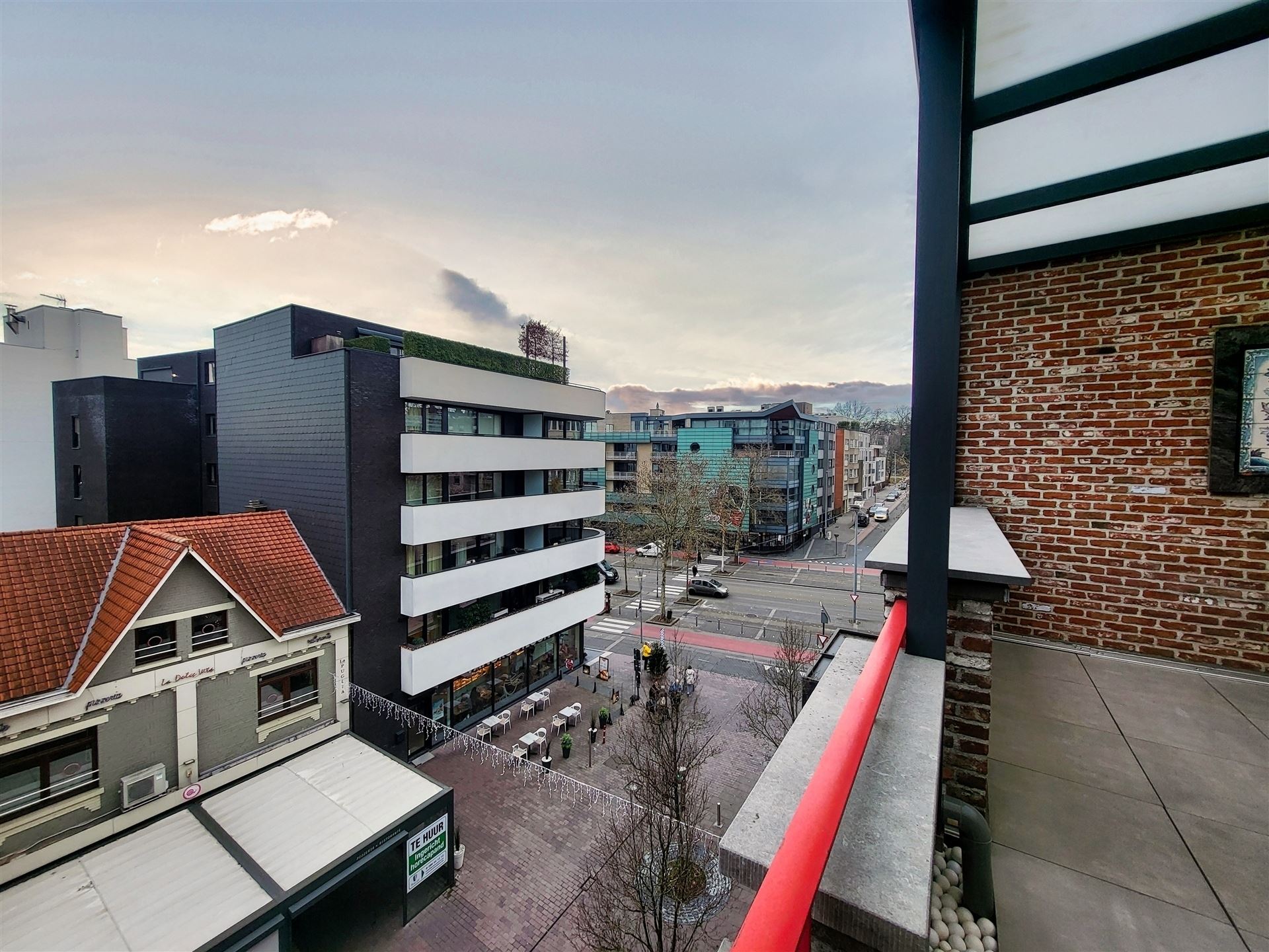 Appartement à vendre à Genk avec 4 chambres - photo 4
