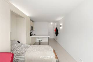 Residentie Archiv 01, een studentencomplex gekend om zijn rustige ligging, maatwerk en ruimte optimalisatie. UNIT 0112 is gelegen op de...
