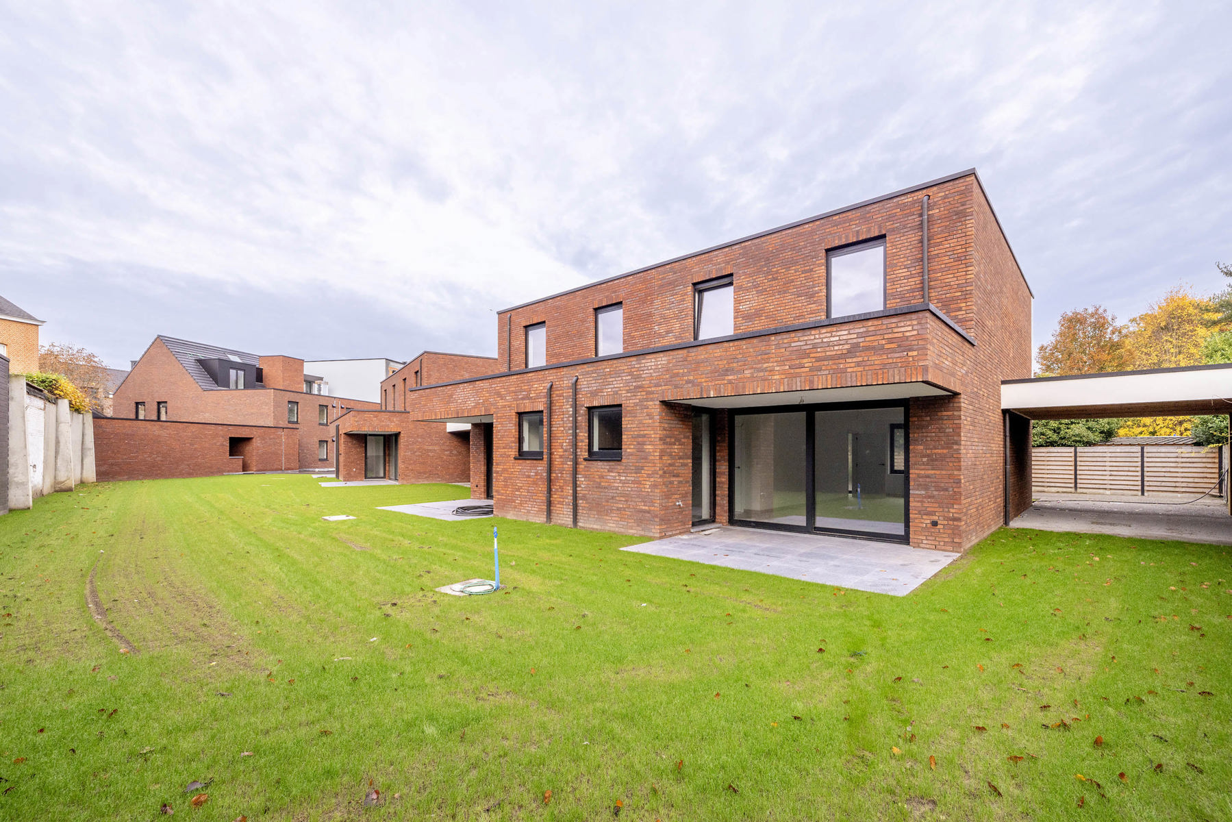 Semi-casco nieuwbouwwoning nabij centrum Nijlen met o.a. 3 slpks - foto 4