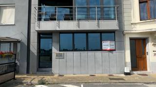 Lichtrijk en verzorgd gelijkvloersappartement met Scheldezicht in Temse.Dit instapklare gelijkvloersappartement aan de Wilfordkaai 27 in Temse biedt...