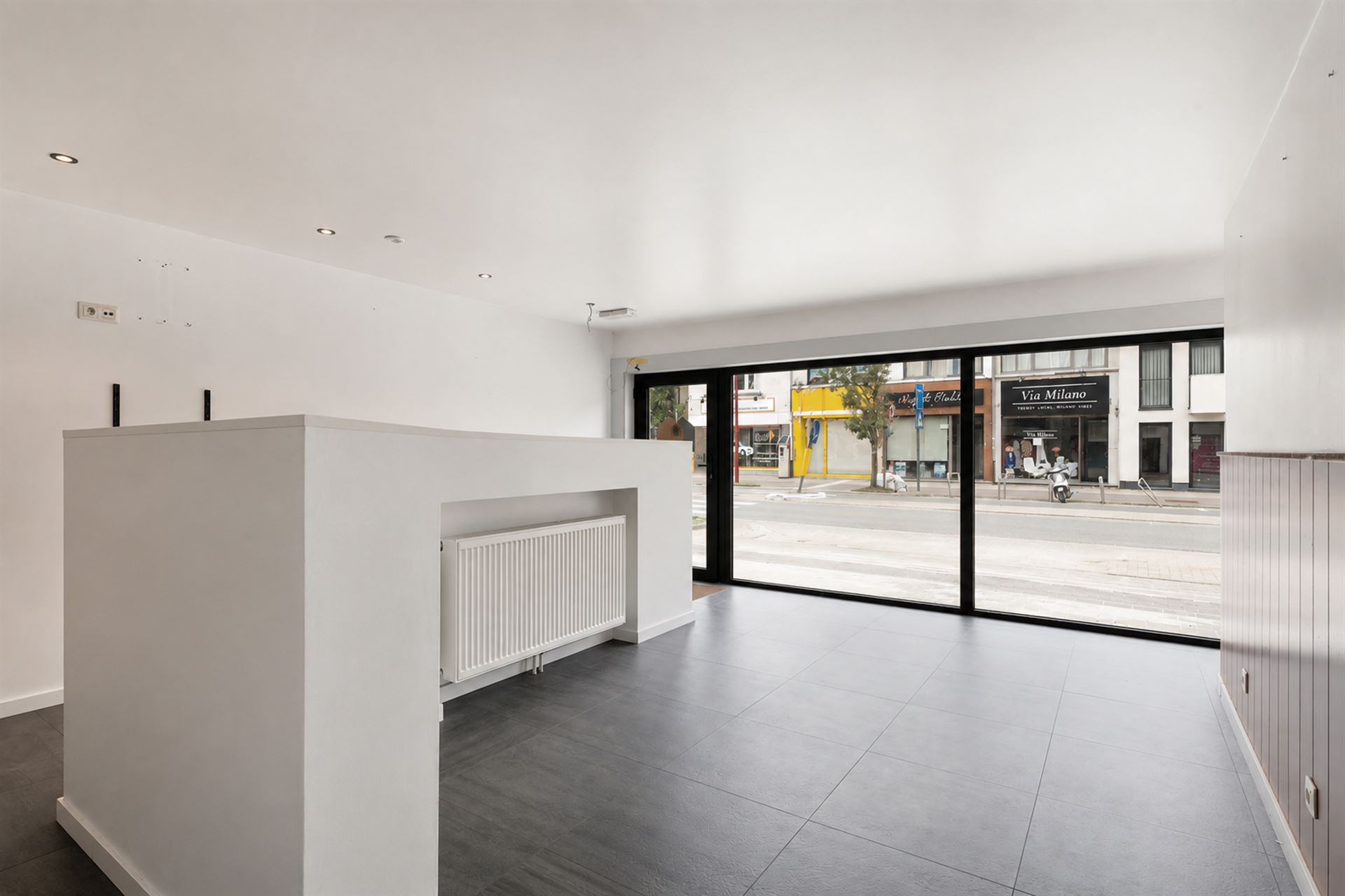 Commercieel handelspand op toplocatie in Deinze - foto 5