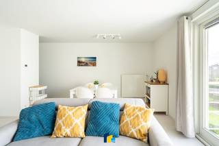 Deze instapklare, volledig bemeubelde studio aan de kust biedt een unieke kans om stijlvol en zorgeloos te wonen. Gelegen in een modern...